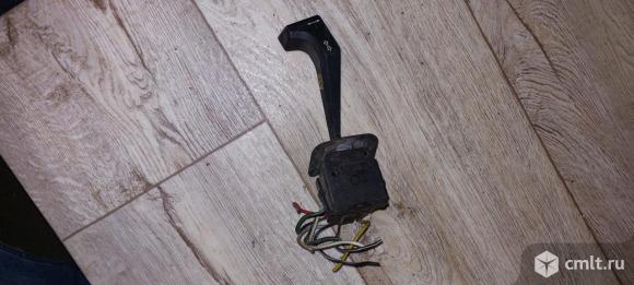 Переключатель поворотов&nbsp;&nbsp;&nbsp;&nbsp;Opel Kadett E&nbsp;&nbsp;&nbsp;&nbsp;1990OEM:6M90221174 90221174, 44542701