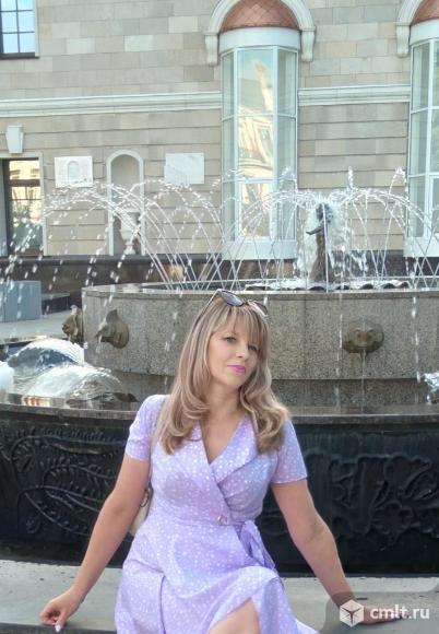 Продавец продуктов. Фото 1.