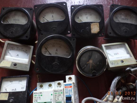 Стрелочный электроизмерительный инструмент. Фото 2.