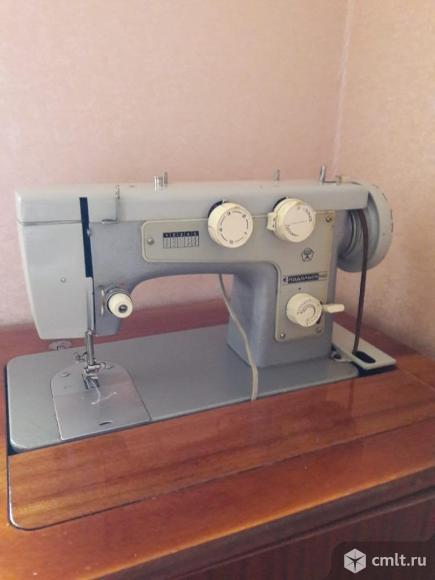 Швейная машина Подольск-142. Фото 1.