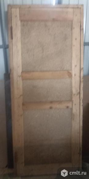 Двери деревянные. Фото 1.