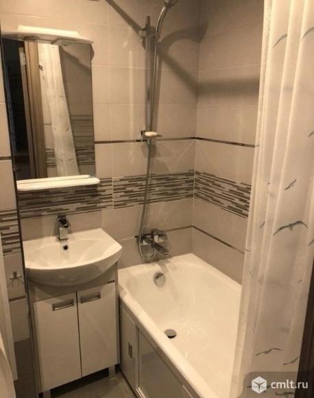 Памятник Славы, Корпус ВГУ. Фото 4.