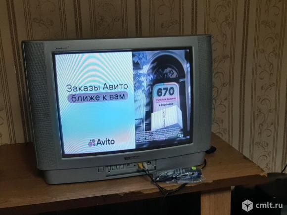 Телевизор кинескопный цв. Thomson. Фото 7.