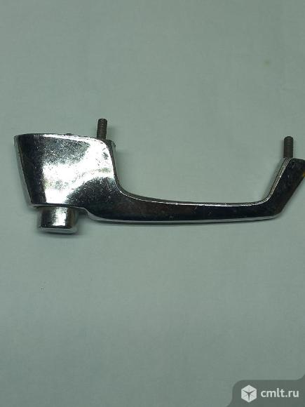 Продается наружняя ручка. Фото 1.