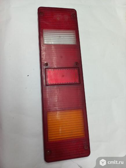 Защитное стекло заднрго фонаря. Фото 1.