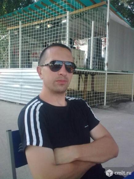 Заведующий складом. Фото 1.