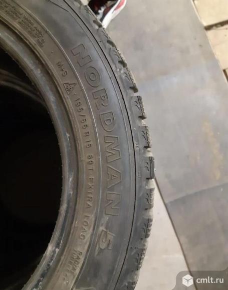 Зимняя резина Nokian Tyres Nordman 5 195/55 R15, комплект- 4 шины. Шипованные. Хороший протектор.. Фото 2.