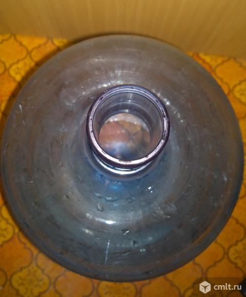 Пэт бутылки 19л. Фото 2.