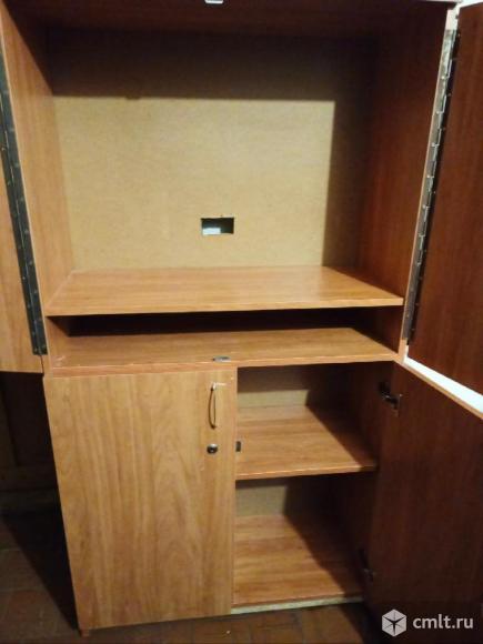 Книжный шкаф для офиса. Фото 2.