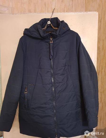 Куртка осенняя утепленная в отл сост. Тёплая. Капюшон отстегивается. Фото 1.