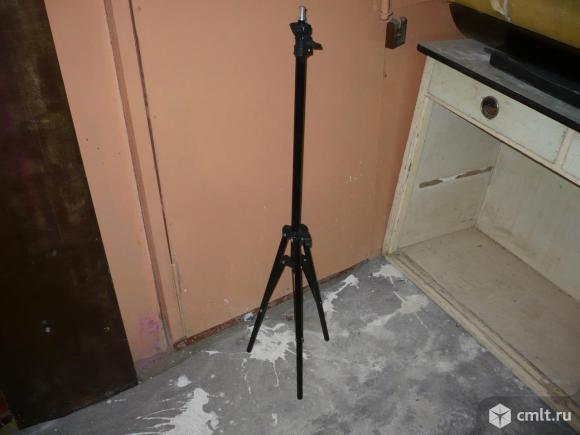 Фото штатив. Фото 1.