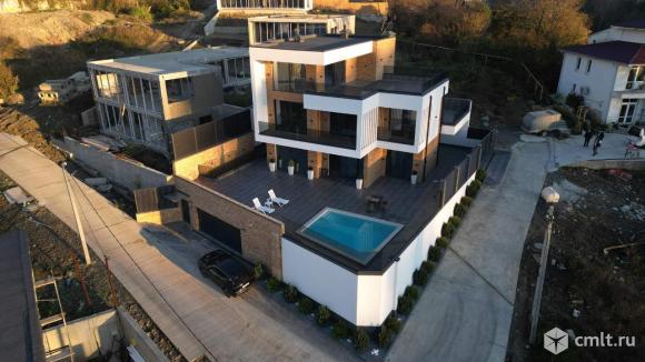 Коттедж 378 м2 на участке 5 сот.Коттедж 378 м2 на участке 5 сот.. Фото 1.