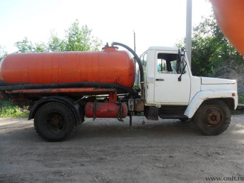 Ассенизатор Газ-3307. Фото 1.