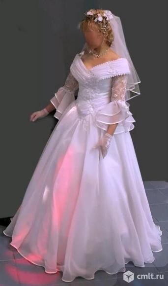 Свадебное платье. Фото 1.