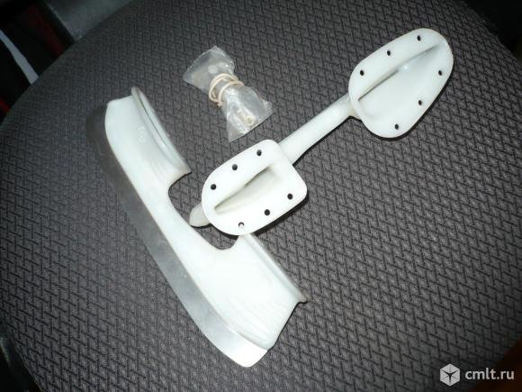 Коньки. Фото 1.