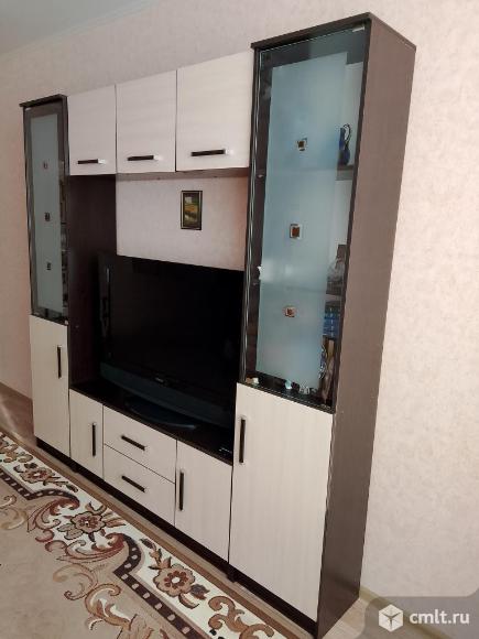 Стенка в гостиную. Фото 1.