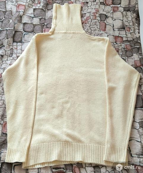 Свитер. Фото 2.