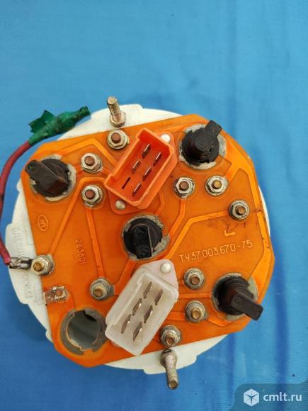 Комбинация приборов ту37.003.670-75. Фото 1.