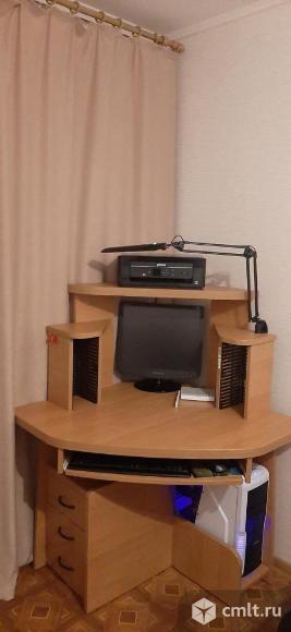 Стол компьютерный угловой с полками (пр-во Беларусь). Фото 1.