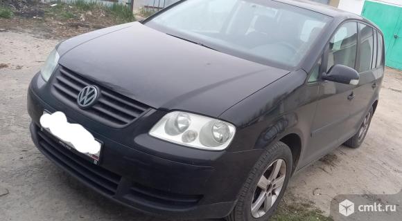 Volkswagen Touran - 2004 г. в.. Фото 1.