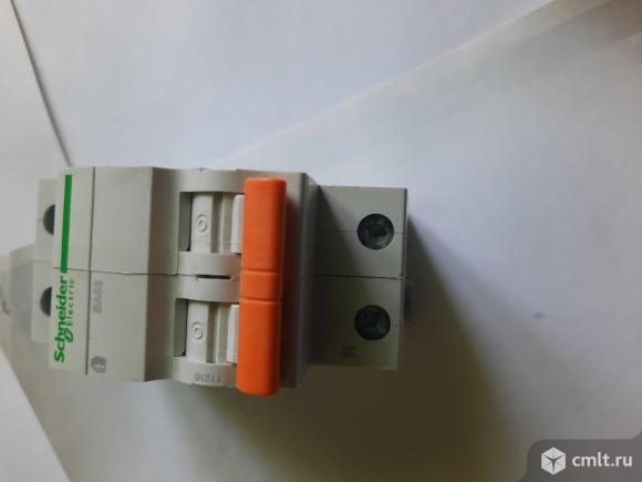 Выключатель автоматический модульный. Фото 1.