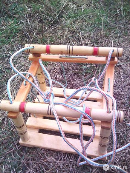 Качели деревянные. Фото 1.