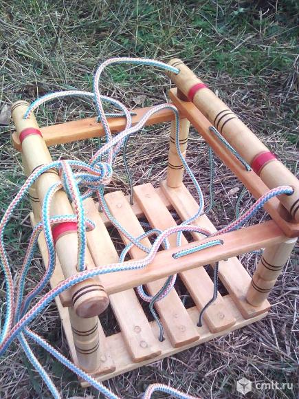 Качели деревянные. Фото 2.