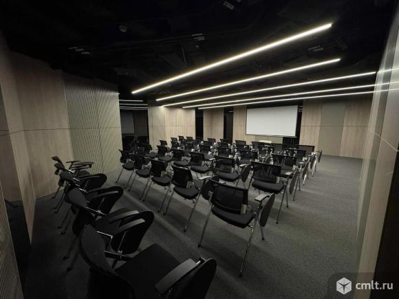 Конференц-зал на 47 человек с почасовой арендой в Башне «Федерация». Фото 1.