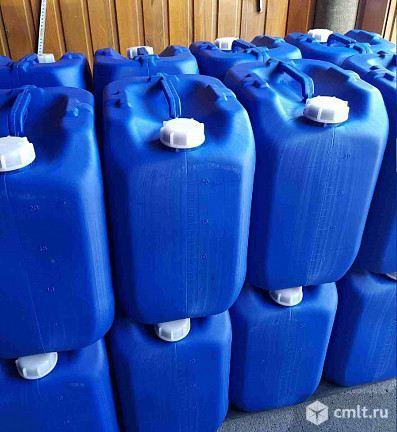 Канистра пластиковая 30 литров. Фото 1.