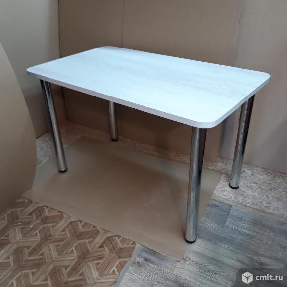 Кухонный стол. Фото 1.