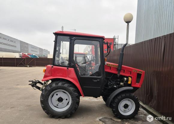 МТЗ 320 - малогабаритный трактор с большими возможностми. Фото 1.