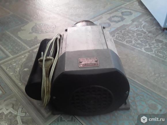 Эллектродвигатель VEM. Фото 1.