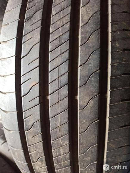 17 R 215/55 Goodyear EfficientGrip Performance 2 Пара. Фото 1.