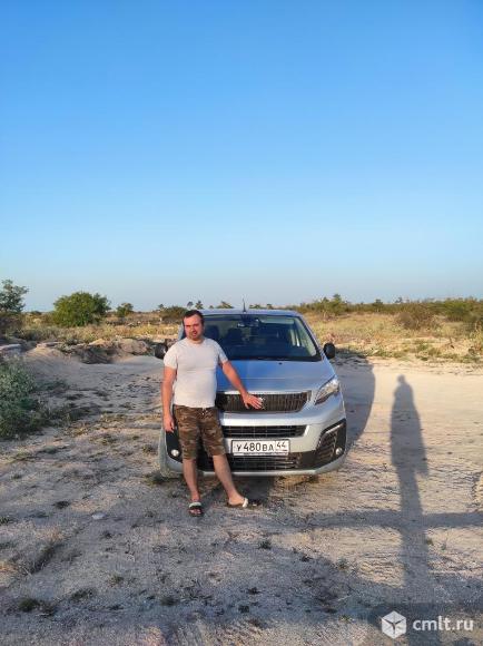 Путешествие на море для семьи, друзей