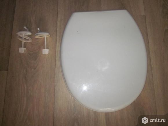 Крышка для унитаза. Фото 1.