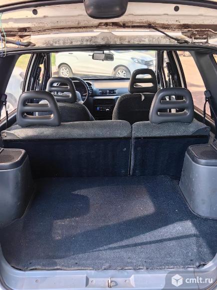 Nissan Prairie - 1991 г. в.. Фото 5.