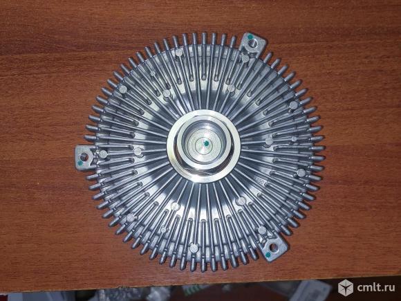 Вискомуфта вентилятора 11527505302 бмв Е39. Фото 1.