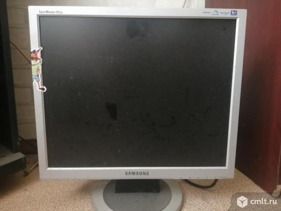 Монитор ж/к Samsung. Фото 1.