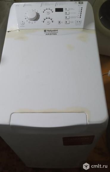 Стиральная машина Hotpoint-Ariston. Фото 1.