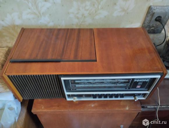 Радиола СССР Рекорд -314. Фото 1.
