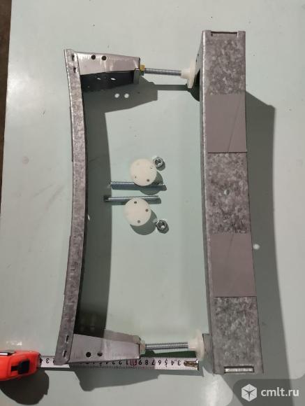 Ножки для стальной ванны Roca. Фото 1.