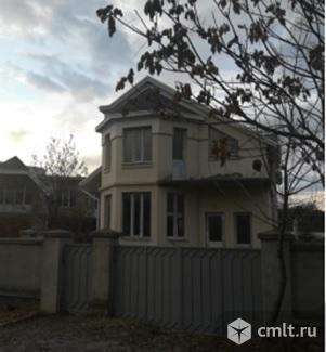 Дом 174.7 м2 на участке 341 кв.м. в Кисловодске. Фото 1.