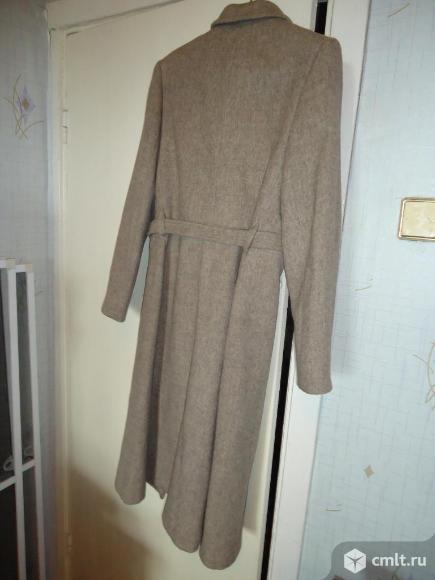 Пальто женское демисезонное с поясом. Фото 2.