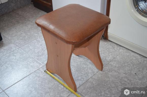 Кухонная табуретка. Фото 1.
