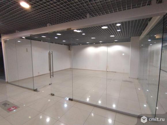 Торговое помещение 35.9 м2 в аренду. Фото 1.