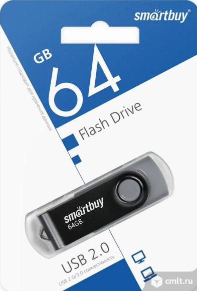 Флешка  64 Гб. Фото 1.