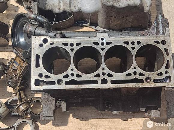 Запчасти. Фото 1.