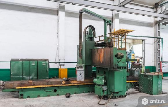 6М310Ф11 Станок продольно-фрезерный. Фото 1.