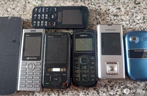 Телефон Samsung Телефоны на запчасти или восстановление. Фото 1.