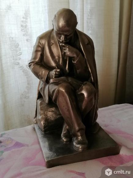 Бюст ленина. Фото 1.